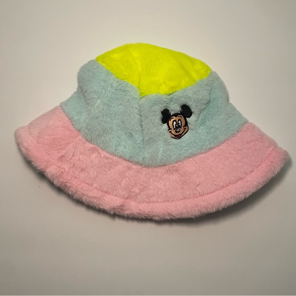 Disney Park Mickey Pastel Furry Bucket Hat (NWT)